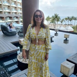 House Of Harlow SET Crop Top & Maxi Skirt Linen Blend